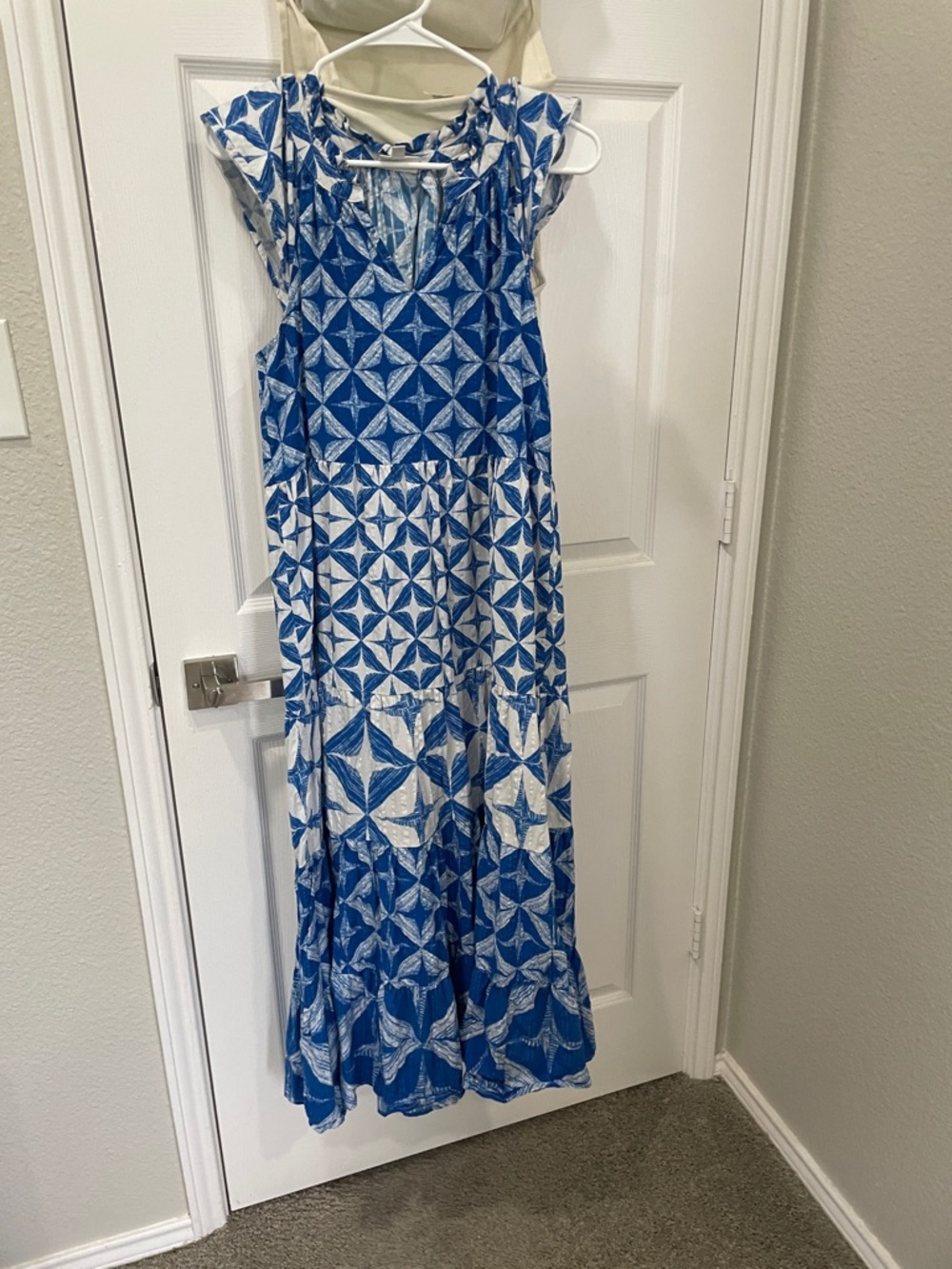 Wonderly Blue and White Patterned Top